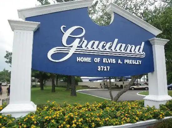 Graceland Memphis Photo Fridge Magnet